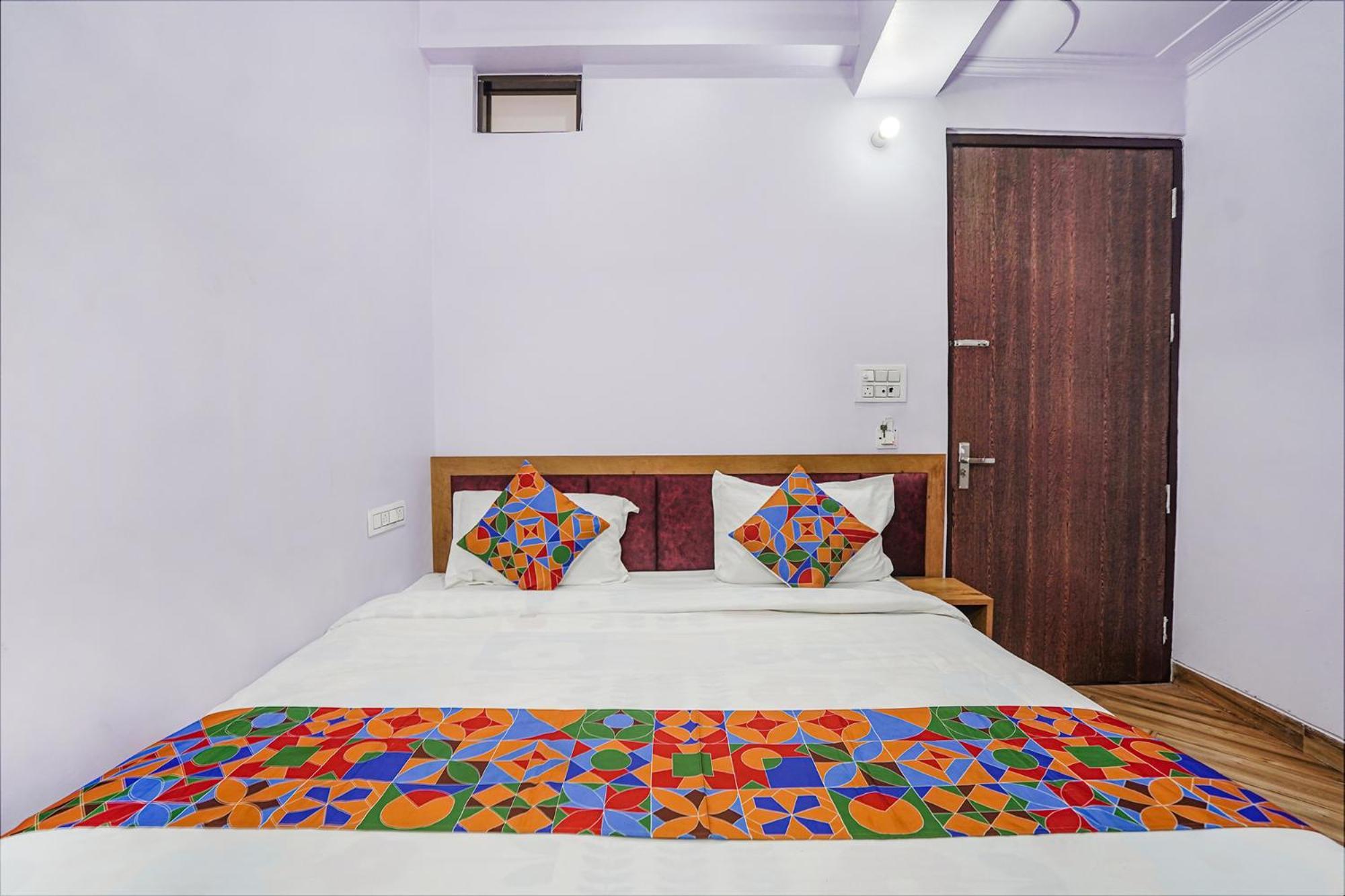 Hotel Fabhotel Raghav Raj