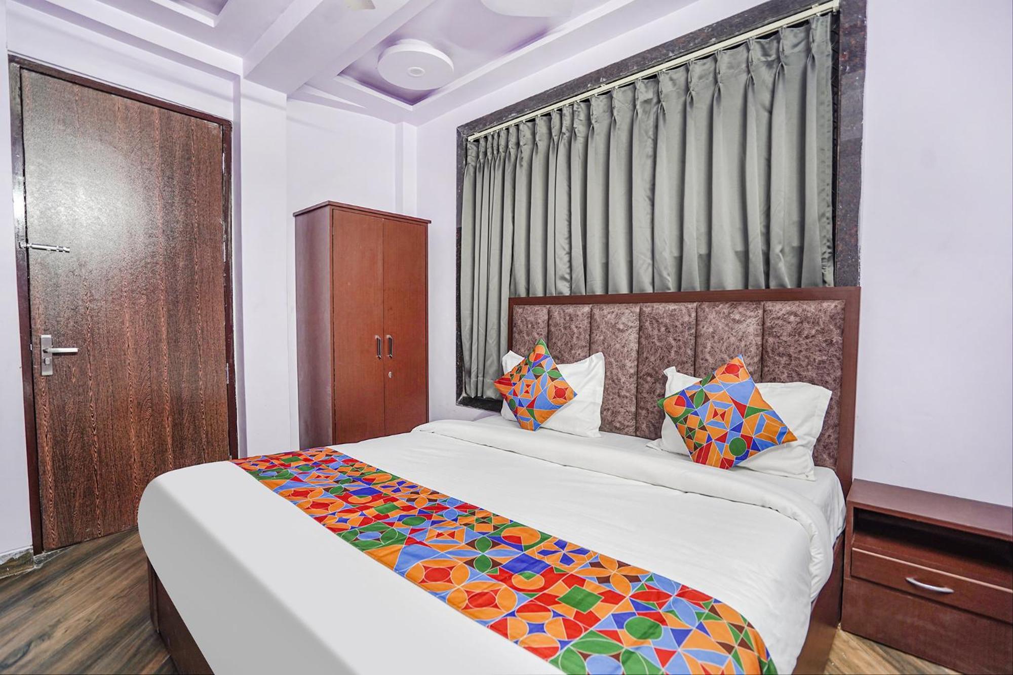 Fabhotel Raghav Raj Varanasi